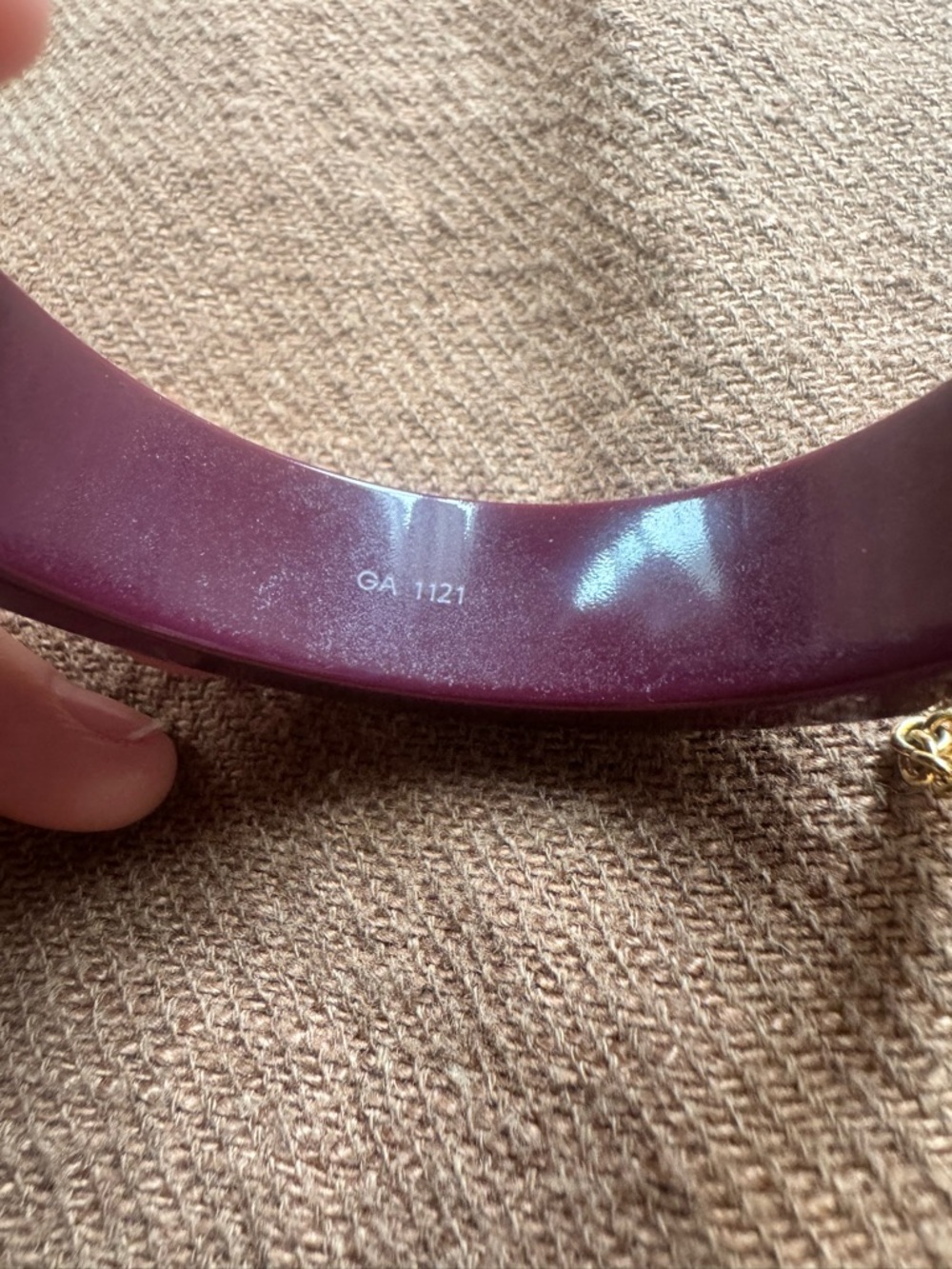 Louis Vuitton Burgundy and Gold Bracelet with Logo Plate - Picture 6 of 7